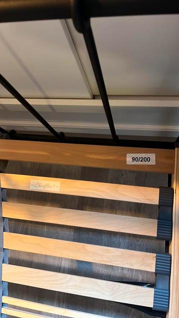 Een persoons bed 90x200 matras IKEA Hyllestad - afbeelding 6