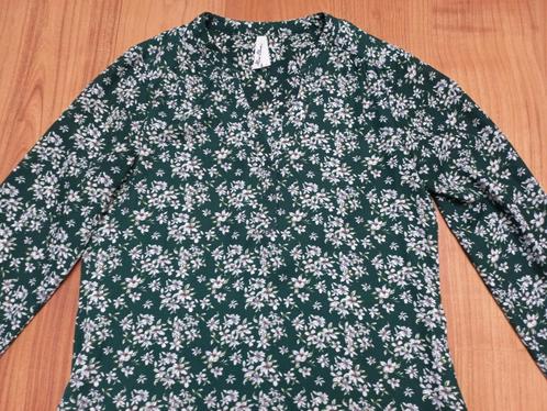 MISS ETAM groene blouse lange mouwen + witte bloemen maat S, Kleding | Dames, Blouses en Tunieken, Zo goed als nieuw, Maat 36 (S)