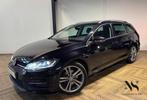 Volkswagen Golf Variant 1.5 TSI Highline PANO CAM, USB, Stof, Zwart, 4 cilinders