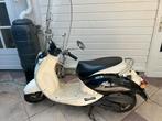 Sym Mio 50 blauw kenteken evt met helm en kettingslot, Fietsen en Brommers, Scooters | SYM, Gebruikt, Benzine, 50 cc, Maximaal 25 km/u