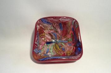 AVEM Murano Schaal Silver Leaf Rood beschikbaar voor biedingen