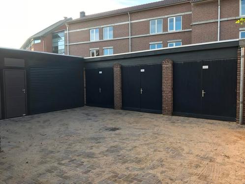 Garagebox Te Huur in het centrum van Oss., Huizen en Kamers, Garages en Parkeerplaatsen, Noord-Brabant