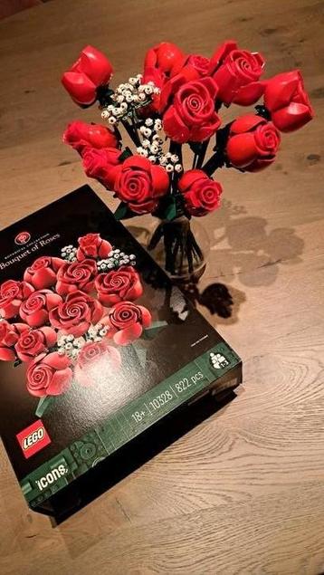10328 lego botanical bouquet of roses rozen  beschikbaar voor biedingen