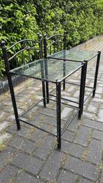 Te  koop 2 ijzeren tafeltjes met glasplaat, Ophalen, Minder dan 45 cm, Minder dan 55 cm, Gebruikt