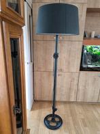 Grote staande lamp zwart, Huis en Inrichting, Lampen | Vloerlampen, Ophalen, Zo goed als nieuw, 150 tot 200 cm