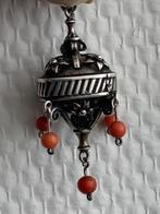 Grote zilveren Boho stijl hanger met 5 bloedkoralen, Sieraden, Tassen en Uiterlijk, Overige voorstellingen, Nieuw, Ophalen of Verzenden