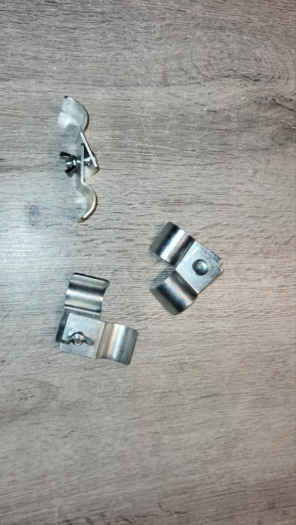 Metalen buisklemmen - Diverse maten, Caravans en Kamperen, Caravan accessoires, Gebruikt, Ophalen