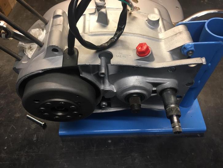 Gereviseerde ronde 4 bak, Fietsen en Brommers, Brommeronderdelen | Zundapp, Zo goed als nieuw, Blok, Ophalen