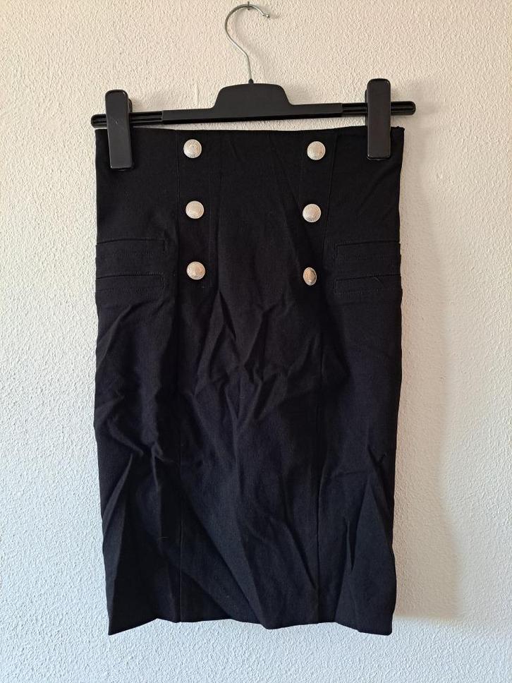 zwarte amisu rok maat 36, Kleding | Dames, Rokken, Zo goed als nieuw, Maat 36 (S), Zwart, Knielengte, Ophalen of Verzenden