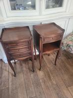 Antieke halkastjes, nachtkastjes ranke pootjes p/st 69.95