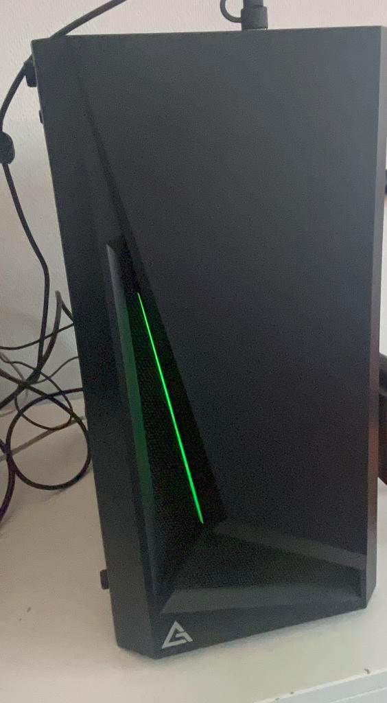 Gaming Pc, Computers en Software, Desktop Pc's, Zo goed als nieuw, 3 tot 4 Ghz, SSD, 16 GB, Met videokaart, Gaming, Ophalen