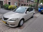 Mazda 3 1.6 Hatchback 2005 Airco, Auto's, Voorwielaandrijving, 1160 kg, 4 cilinders, Bruin