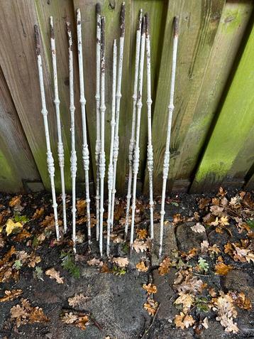 Gietijzeren Trapspijlen - Klassiek Design beschikbaar voor biedingen