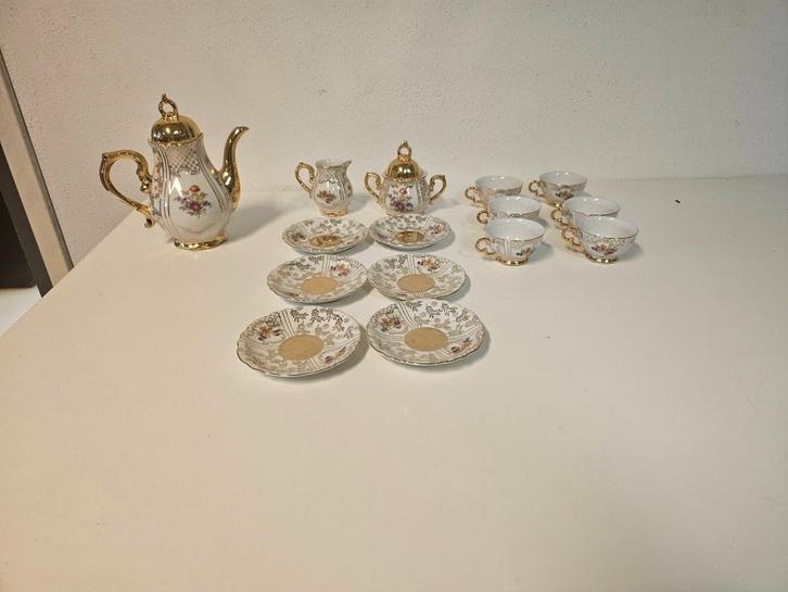 Porseleinen servies set!, Huis en Inrichting, Keuken | Servies, Gebruikt, Overige stijlen, Porselein, Ophalen