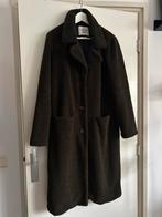 Imitatie bontjas krulletjes kaki M, Maat 38/40 (M), Another label, Ophalen of Verzenden, Zo goed als nieuw