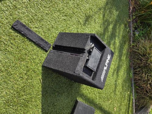 Actieve Subwoofer Alpine, Auto diversen, Autospeakers, Zo goed als nieuw, Ophalen
