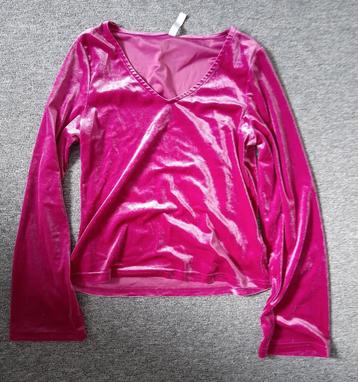 Velvet 90's top longsleeve v hals beschikbaar voor biedingen