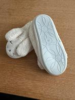 Leuke nieuwe pantoffels, Wit, Nieuw, Ophalen of Verzenden, Pantoffels of Sloffen