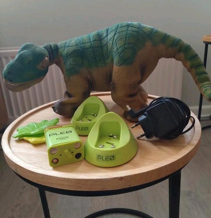 Pleo ugobe dino robot, Verzamelen, Speelgoed, Ophalen of Verzenden