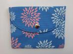 Maandverband meeneem tasje blauw bloemen - nieuw -, Sieraden, Tassen en Uiterlijk, Toilettassen, Ophalen of Verzenden, Nieuw, Blauw