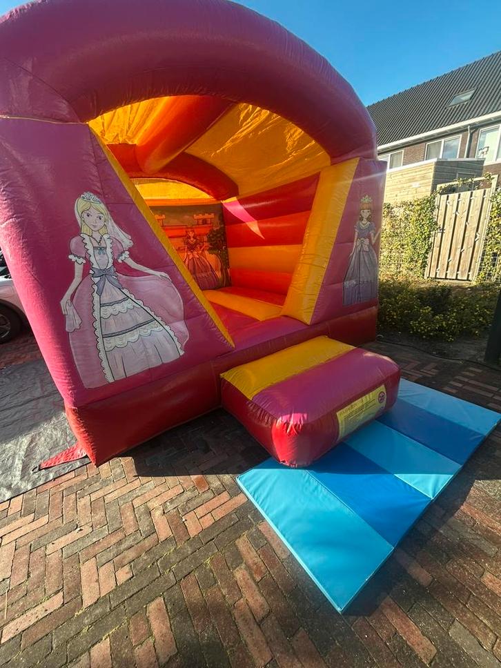 Springkussen prinsessen te huur rotterdam, Hobby en Vrije tijd, Feestartikelen | Verhuur, Ophalen of Verzenden