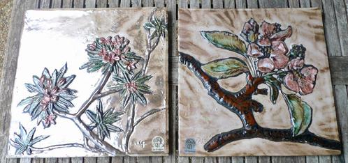 2 retro Ruscha relieftegels 70's, Antiek en Kunst, Antiek | Keramiek en Aardewerk, Ophalen