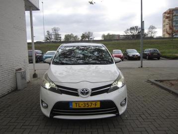 Toyota Verso 1.8 VVT-i Dynamic Business 7p. beschikbaar voor biedingen