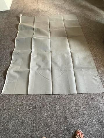 Zonnescherm voor aan een luifel beschikbaar voor biedingen