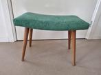 krukje met bouclé bekleding groen vintage haardbankje 36 cm, Ophalen of Verzenden, Gebruikt, Hout