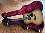 Taylor 517e urban ironbark (in nieuwstaat), Muziek en Instrumenten, Ophalen, Zo goed als nieuw, Western- of Steelstringgitaar