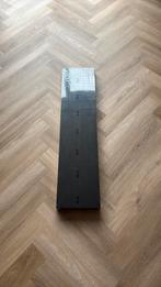 Zwarte plank Lack 110x26cm, Huis en Inrichting, Woonaccessoires | Wandplanken en Boekenplanken, Ophalen, Nieuw
