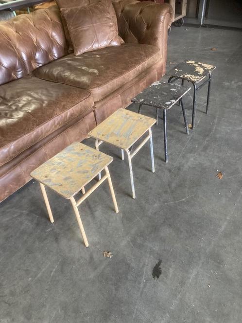 3 Vintage Bijzettafeltjes erg fraai, Huis en Inrichting, Tafels | Bijzettafels, Gebruikt, Rechthoekig, Minder dan 45 cm, Minder dan 55 cm