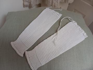 Antieke gebreide baby mitaines 1850-1900 beschikbaar voor biedingen