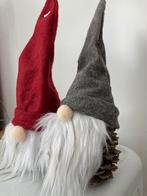 Twee stuks Kerstkabouter ‘hoofd’ op grote dennenappel gnoom, Diversen, Kerst, Ophalen of Verzenden, Nieuw