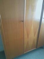 Vintage drie deurs eiken?? linnen-kleding kast, Ophalen, Gebruikt, 150 tot 200 cm, Met hangruimte