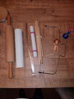 Diverse accessoires om taarten en cupcakes te versieren., Ophalen of Verzenden, Gebruikt, Versiering