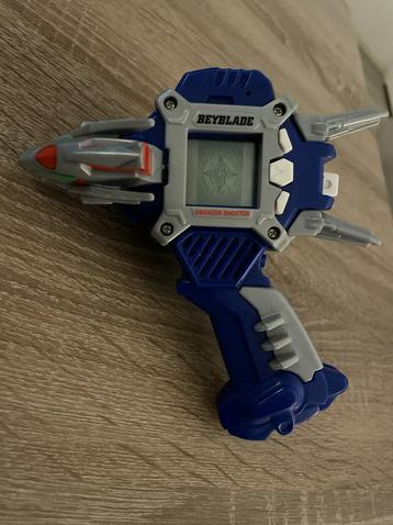 Vintage Beyblade Dranzer Shooter! beschikbaar voor biedingen