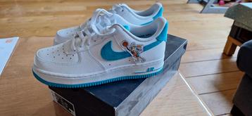Gloednieuwe Nike Air Force 1 Space Jam sneakers maat 39 beschikbaar voor biedingen