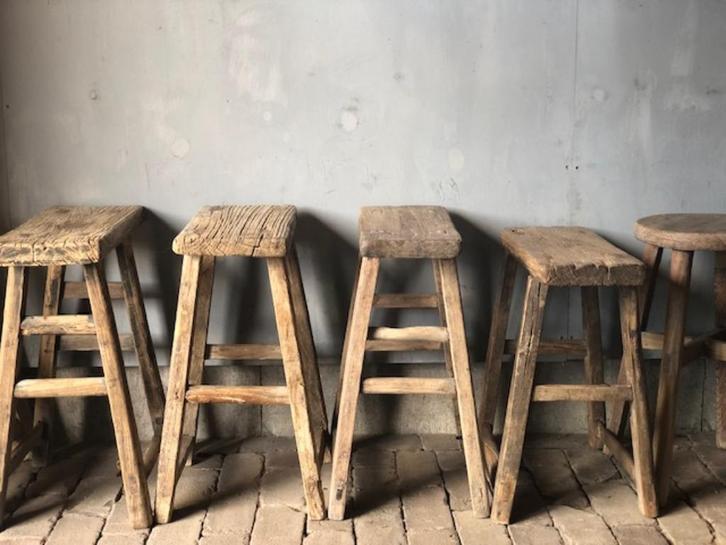 KRUKJES....KRUKJES....oude krukjes rond & rechthoekig..nieuw, Huis en Inrichting, Krukjes, Nieuw, Hout, Ophalen of Verzenden