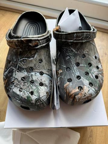 Crocs x JJJJound Realtree 45/46 beschikbaar voor biedingen