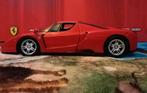 Enzo Ferrari 1:18 Hot Wheels Zgan, Hobby en Vrije tijd, Modelauto's | 1:18, Ophalen of Verzenden, Zo goed als nieuw, Auto, Hot Wheels