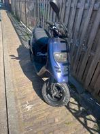 *start niet* Typhoon 70CC Brom, Fietsen en Brommers, Scooters | Piaggio, Ophalen, Zo goed als nieuw, Overige modellen