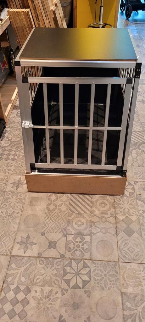 Hondenbench auto xl L91 x B66 x H69cm, Dieren en Toebehoren, Hondenbenches, Zo goed als nieuw, Ophalen