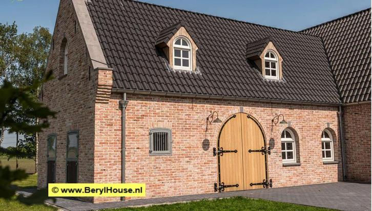 € 57,- per m2  Oude kloostermoppen metselstenen rood, Doe-het-zelf en Verbouw, Metselstenen, Gebruikt, Bakstenen, Verzenden