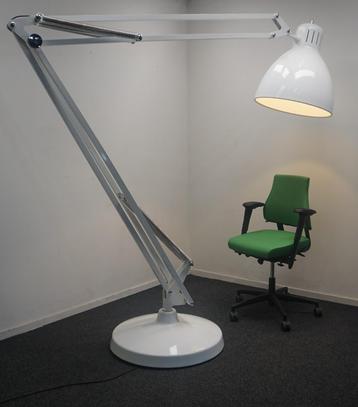 Leucos JJ Great TR Floor Lamp , Staande design lamp Wit beschikbaar voor biedingen