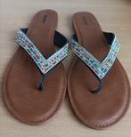 Teenslipper Graceland maat 44, Kleding | Dames, Schoenen, Slippers, Overige kleuren, Nieuw, Ophalen of Verzenden