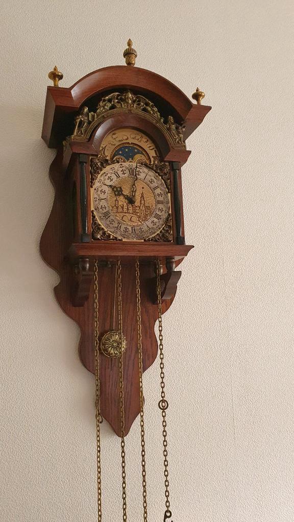 Mooie Wandklok met Slagwerk, Antiek en Kunst, Antiek | Klokken, Ophalen of Verzenden