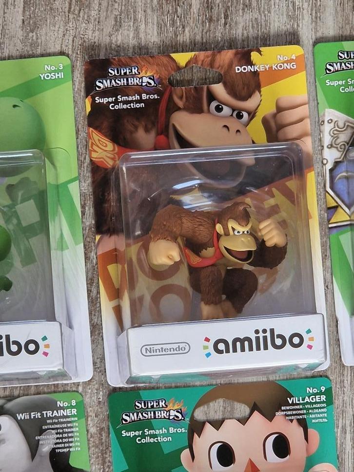 amiibo Donkey Kong Super Smash Bros serie nummer 4, Spelcomputers en Games, Games | Nintendo Switch, Nieuw, Avontuur en Actie