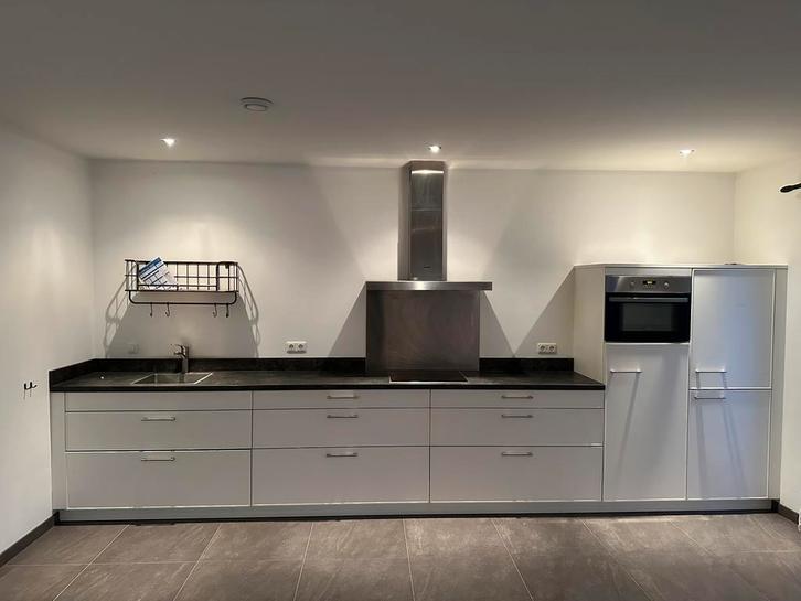 Superkeukens keuken 9 jaar oud schade vrij, Huis en Inrichting, Keuken | Complete keukens, Zo goed als nieuw, Enkelwandige keuken