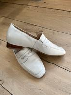 Roomwitte leren loafers, geweldig voetbed, Hassia, Ophalen of Verzenden, Zo goed als nieuw, Wit